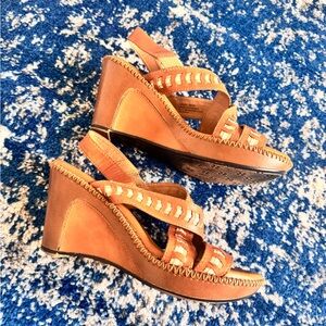 Naturalizer Oasis Brown Tan Wedge Sandals with Moccasin Design Size 7.5